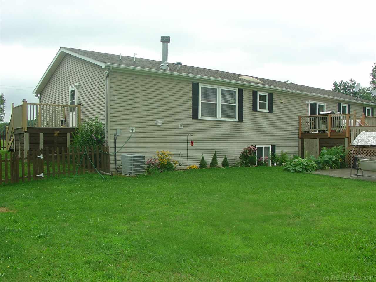 2328 Cove Road Goodells, MI 48027 - Photo 11 of 55