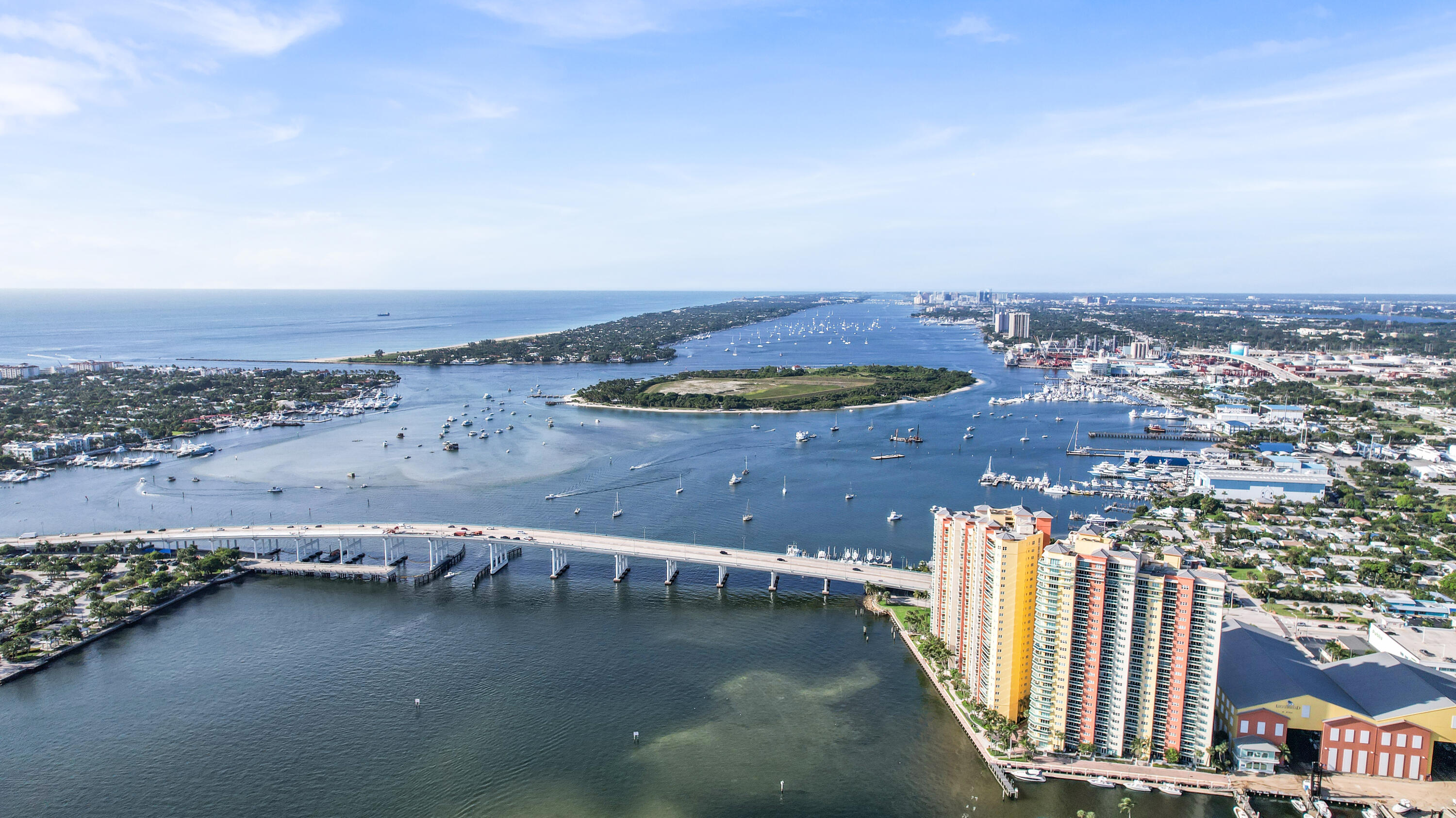 2640 Lake Shore Drive, Unit 1510 Riviera Beach, FL 33404 - Photo 51 of 52 an aerial view of residential houses with outdoor space