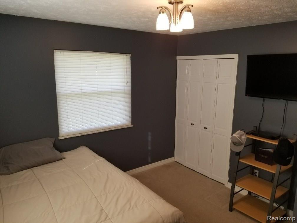 5242 Meadowlawn Road Fowlerville, MI 48836 - Photo 27 of 44 20171120_103128_resized.jpg