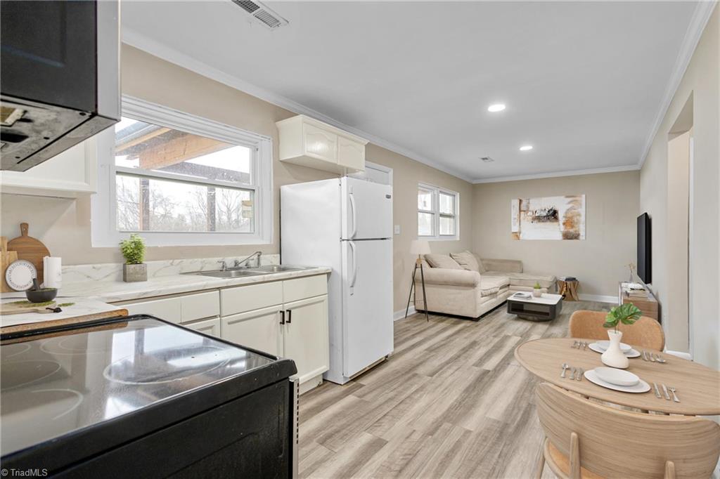 220 Jay Place High Point, NC 27263 - Photo 12 of 22 Virtually Staged