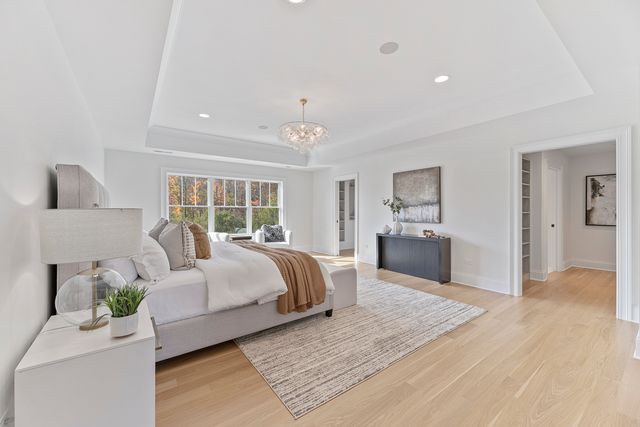 $3,750,000 | 1959 Windridge Drive, Lake Forest, IL 60045