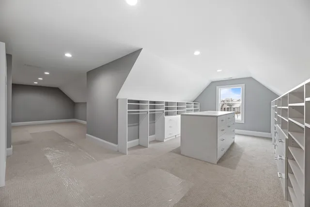 $3,750,000 | 1959 Windridge Drive, Lake Forest, IL 60045