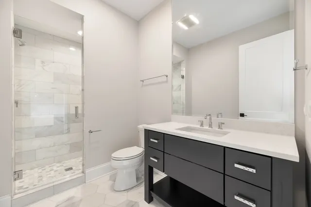 $3,750,000 | 1959 Windridge Drive, Lake Forest, IL 60045