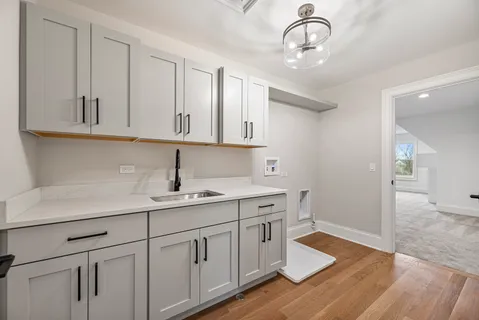 $3,750,000 | 1959 Windridge Drive, Lake Forest, IL 60045