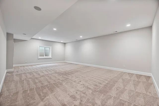 $3,750,000 | 1959 Windridge Drive, Lake Forest, IL 60045