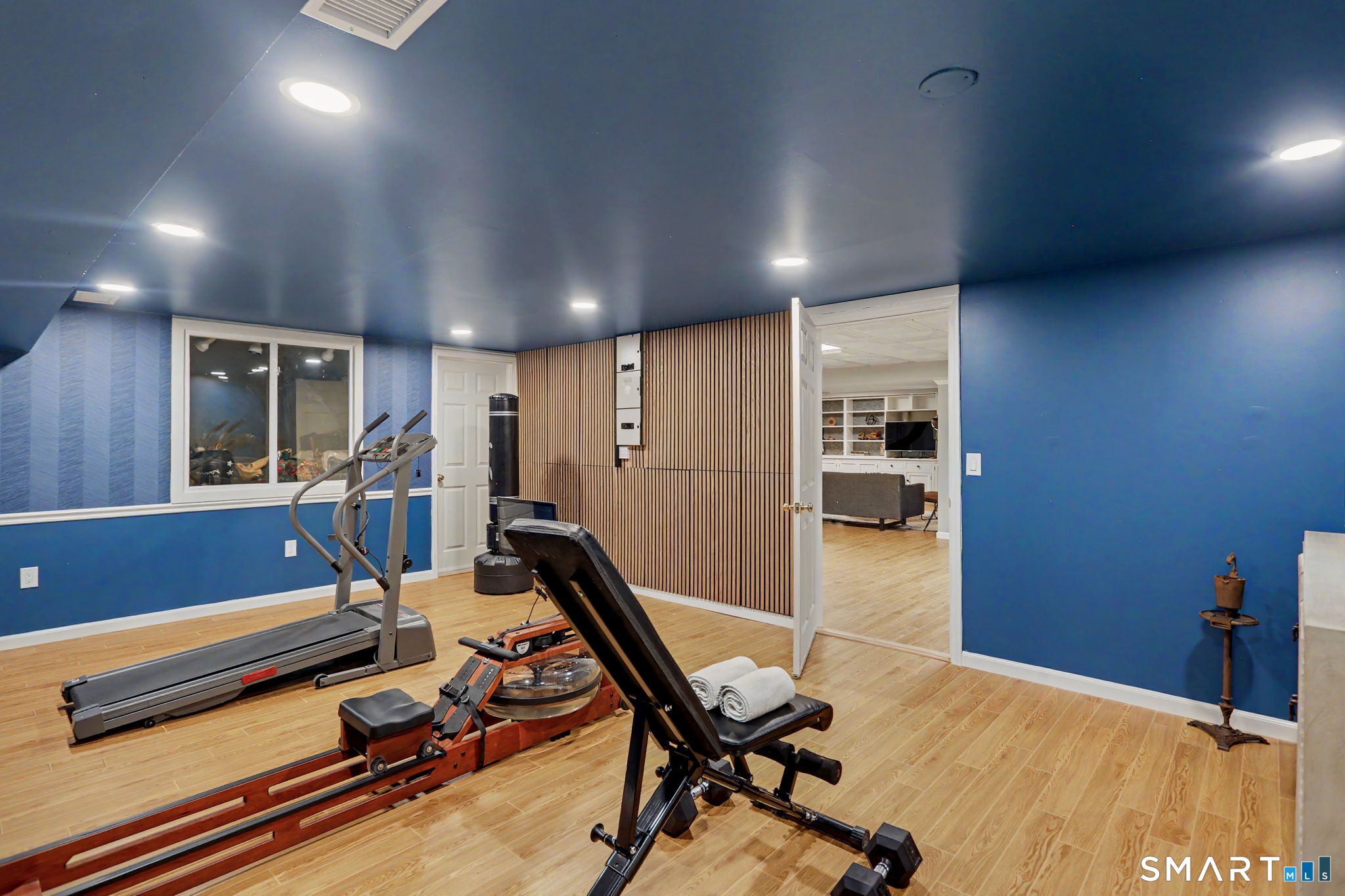 596 Silvermine Road New Canaan, CT 06840 - Photo 30 of 37 Lower level flexible space