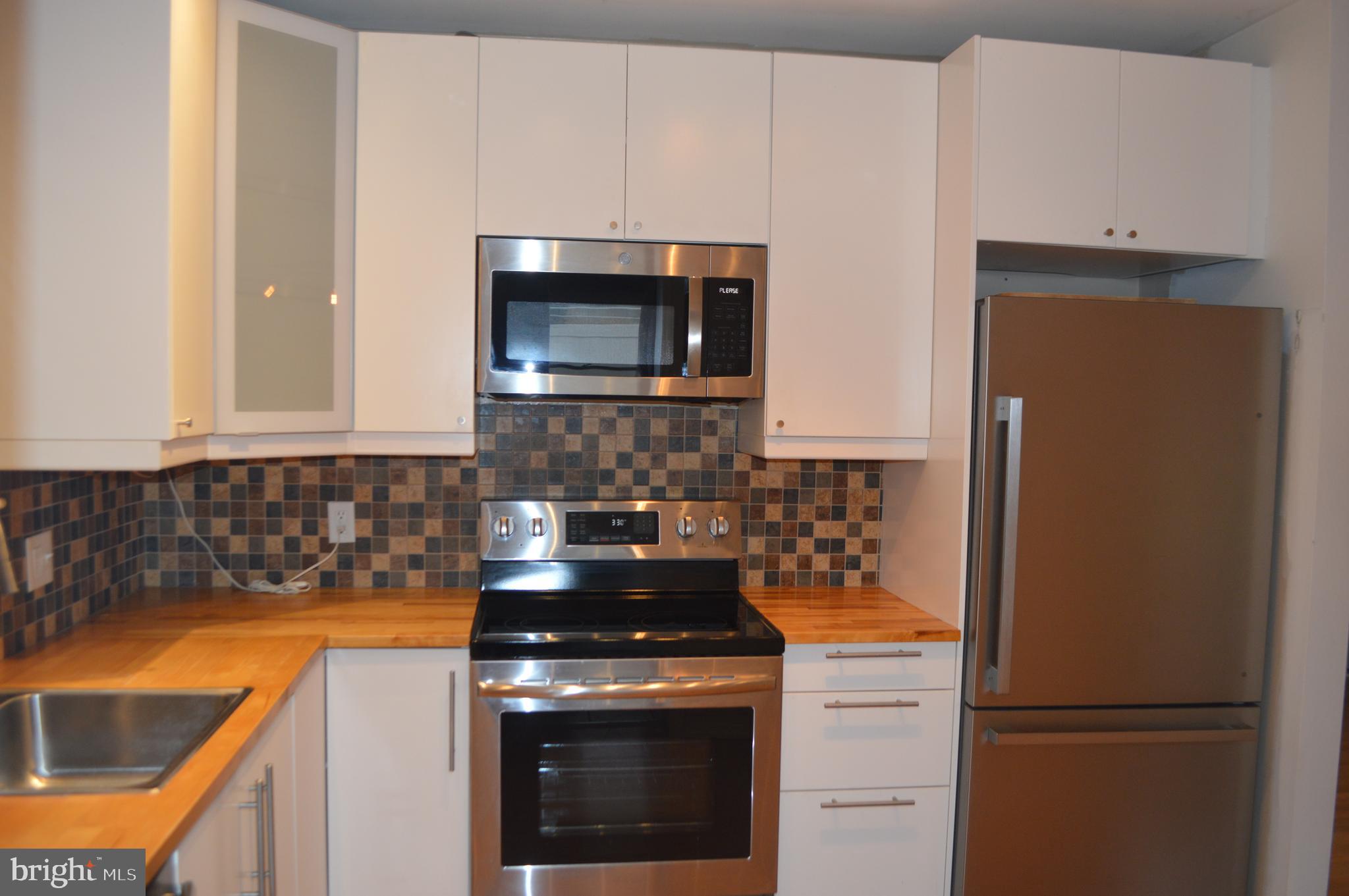 110 East Broad Street Reading, PA 19607 - Photo 12 of 41 kitchen