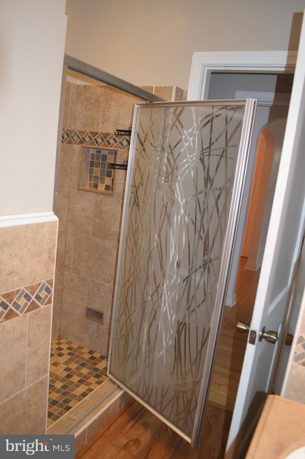 110 East Broad Street Reading, PA 19607 - Photo 22 of 41 1st floor bathroom