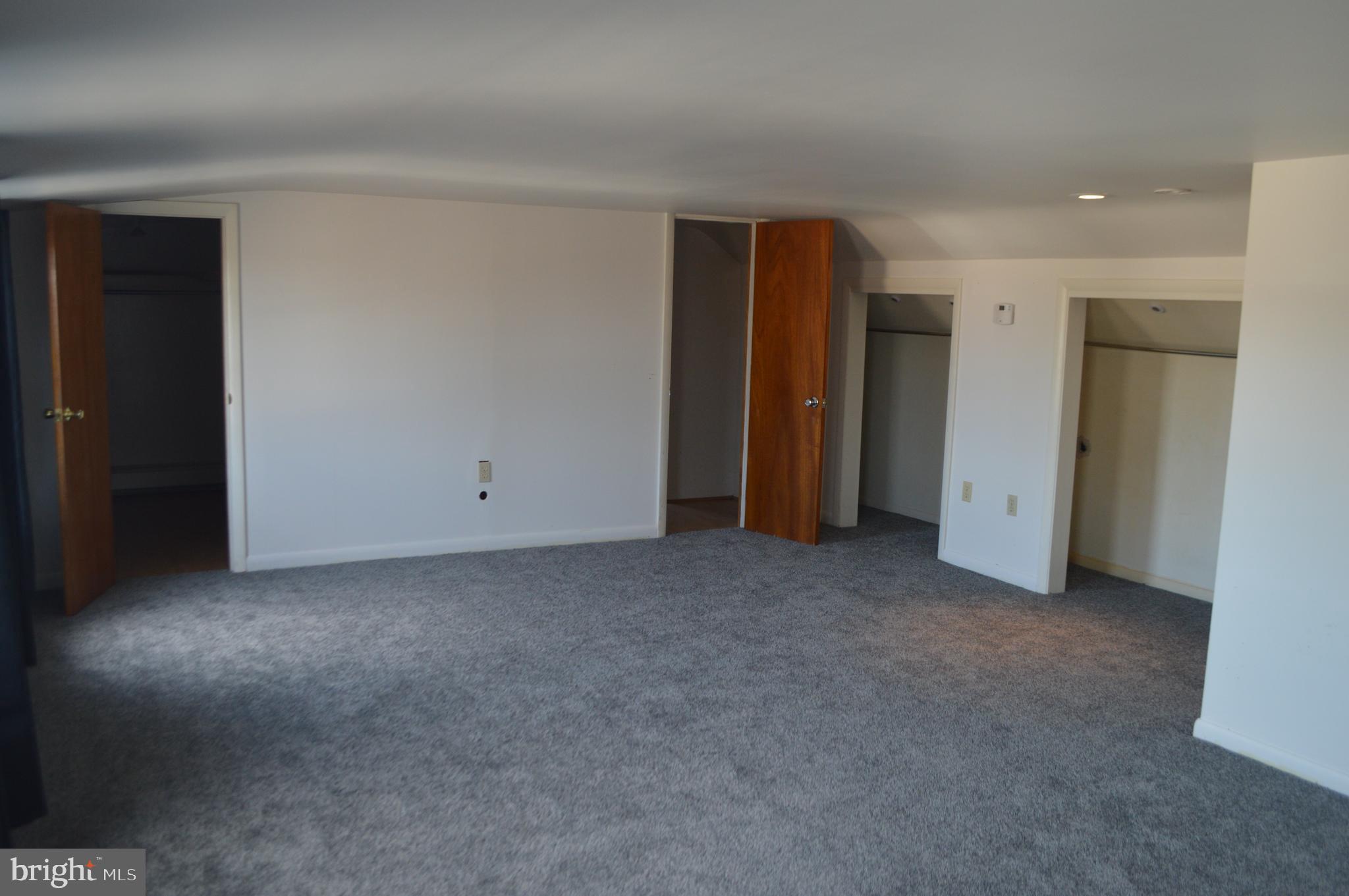 110 East Broad Street Reading, PA 19607 - Photo 31 of 41 2nd floor master suit
