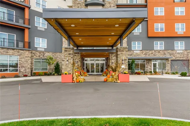 $3,000 | 205 Lakeshore Drive, Unit 508, Canandaigua City, NY 14424