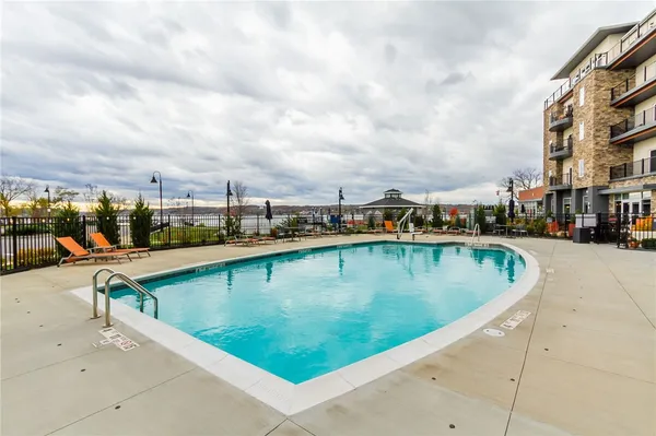 $3,000 | 205 Lakeshore Drive, Unit 508, Canandaigua City, NY 14424