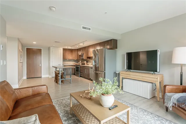 $3,000 | 205 Lakeshore Drive, Unit 508, Canandaigua City, NY 14424