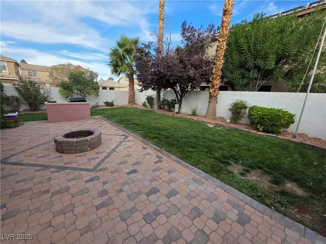 $2,200 | 9732 Altadena Street, Las Vegas, NV 89183