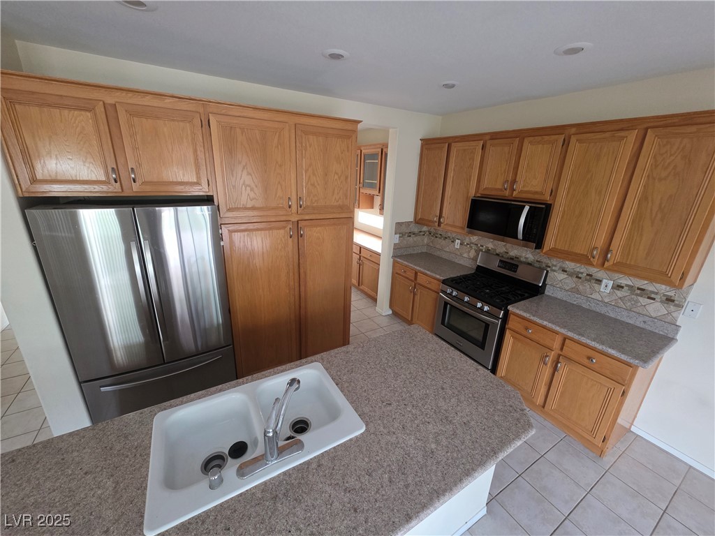 9732 Altadena Street Las Vegas, NV 89183 - Photo 5 of 27