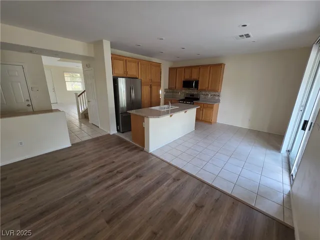 $2,200 | 9732 Altadena Street, Las Vegas, NV 89183