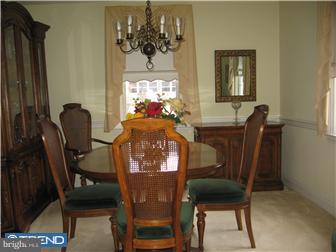 216 Signal Road Drexel Hill, PA 19026 - Photo 5 of 22 Dining Room