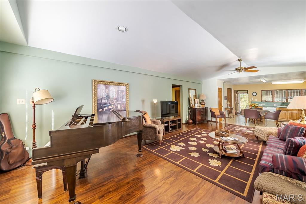 347 Roller Road St. Clair, MO 63077 - Photo 31 of 53