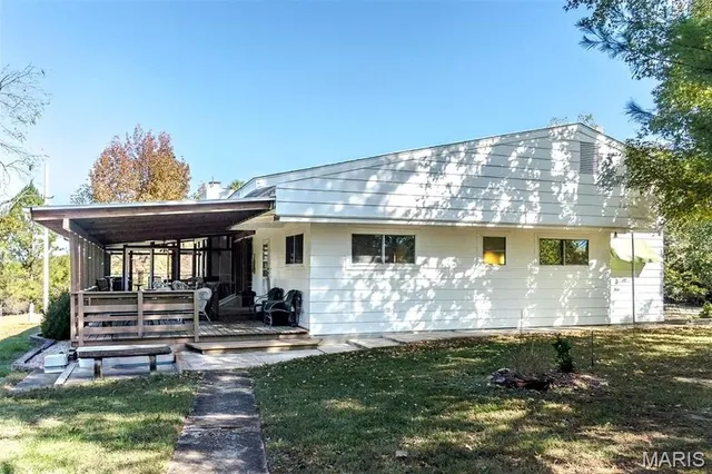 $749,900 | 347 Roller Road, St. Clair, MO 63077
