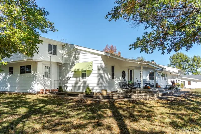 $749,900 | 347 Roller Road, St. Clair, MO 63077