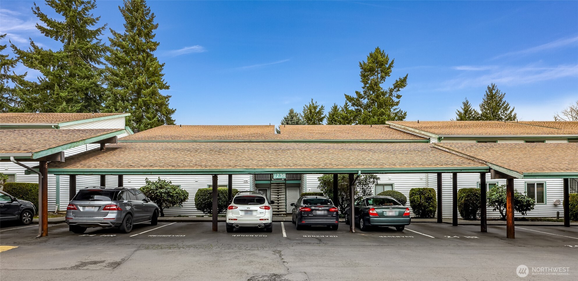 1730 Southwest 318th Place, Unit 39D Federal Way, WA 98023 - Photo 2 of 36 a view of parking