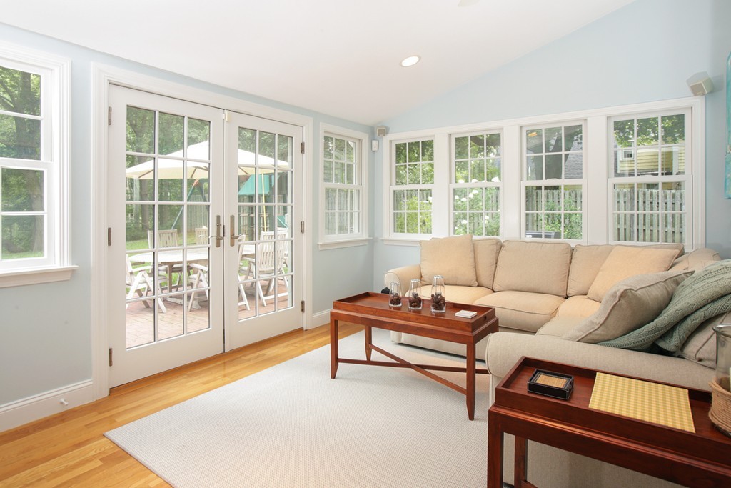 27 Concord Road Wayland, MA 01778 - Photo 6 of 12