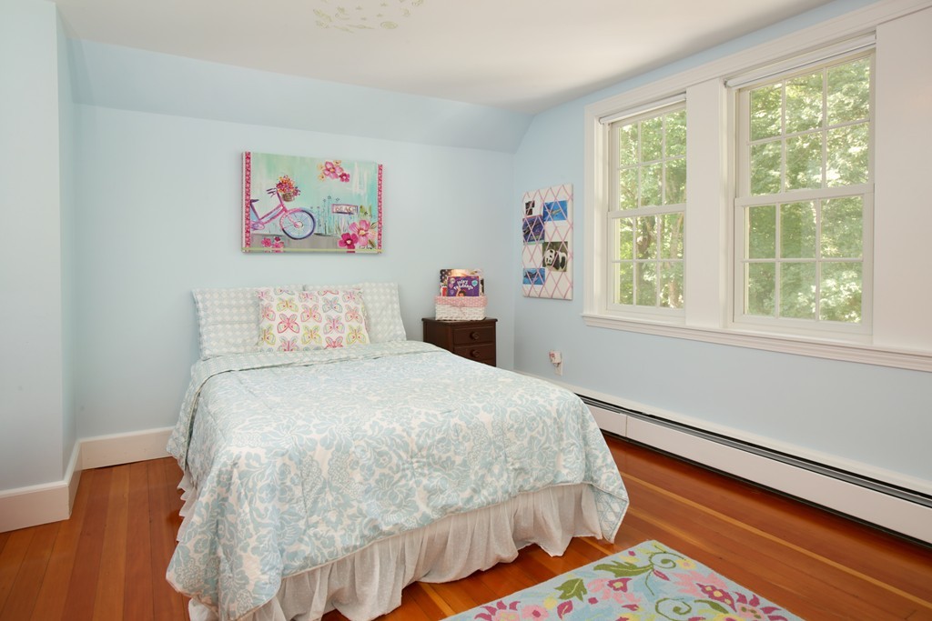 27 Concord Road Wayland, MA 01778 - Photo 9 of 12