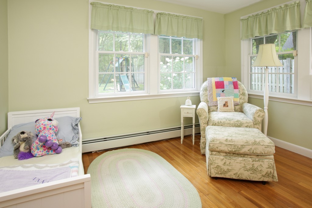 27 Concord Road Wayland, MA 01778 - Photo 10 of 12