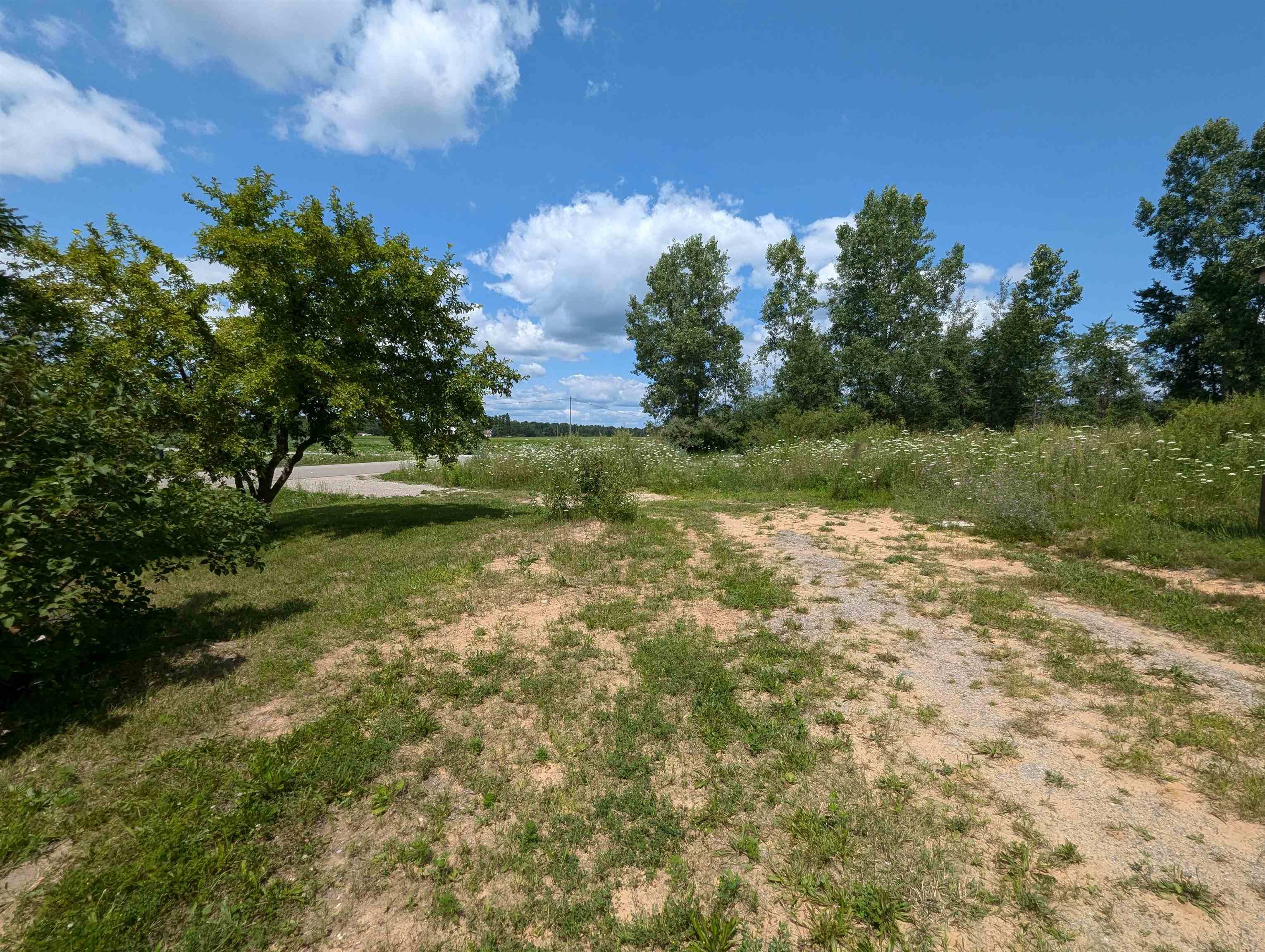 3347 Deep River Road Standish, MI 48658 - Photo 8 of 38 Gallery Image 8