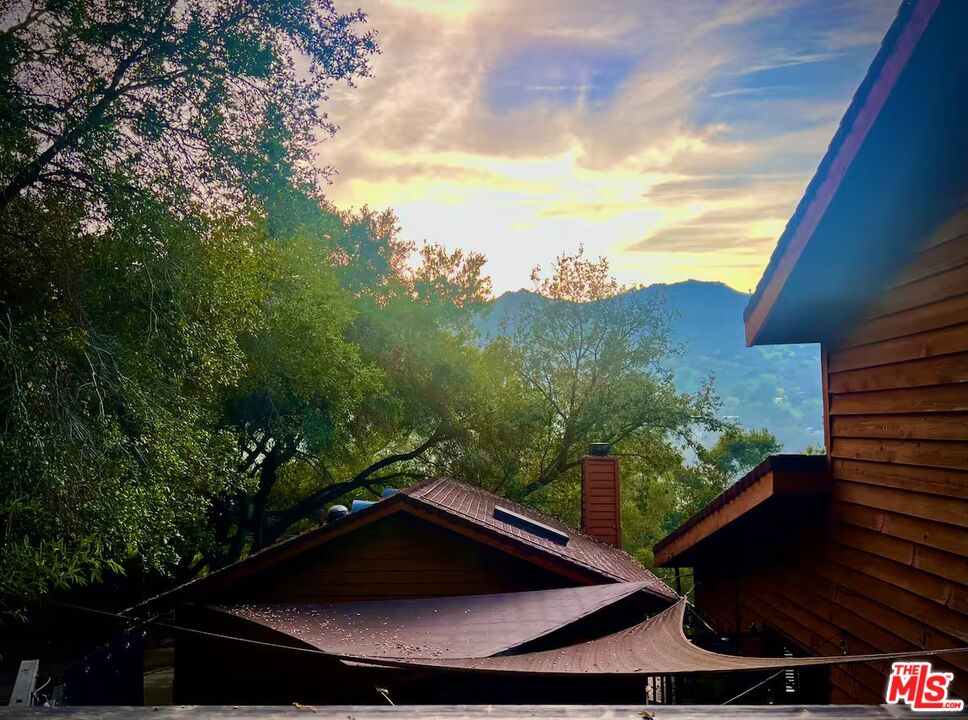 178 Muerdago Road Topanga, CA 90290 - Photo 26 of 73