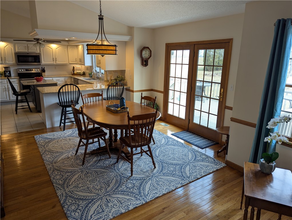 8134 Country Club Road Charleston, IL 61920 - Photo 9 of 45