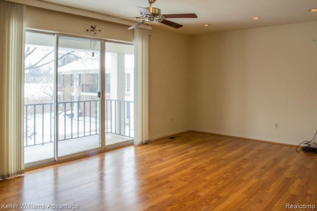 29620 Middlebelt Road, Unit 2903 Farmington Hills, MI 48334 - Photo 8 of 25
