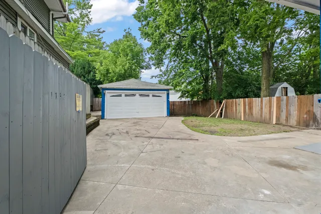 $220,000 | 1722 Charles Street, Rockford, IL 61104