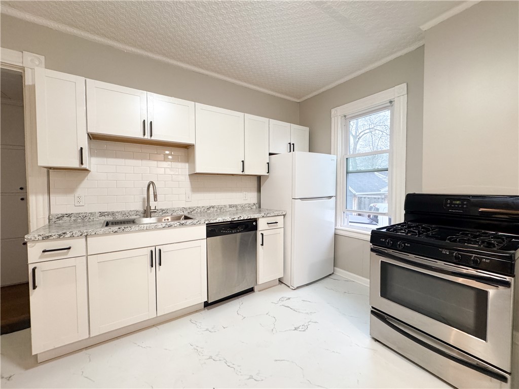 102 Gregory Street, Unit 1 Rochester, NY 14620 - Photo 16 of 24