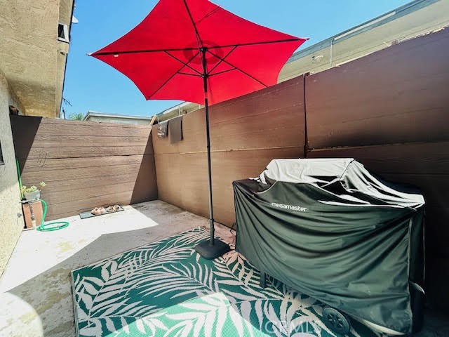 7304 Exeter Street, Unit E Paramount, CA 90723 - Photo 7 of 36