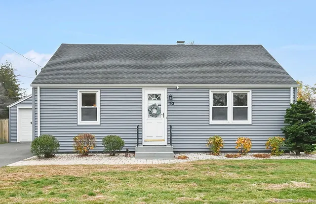 $335,000 | 32 School Street, Windsor Locks, CT 06096
