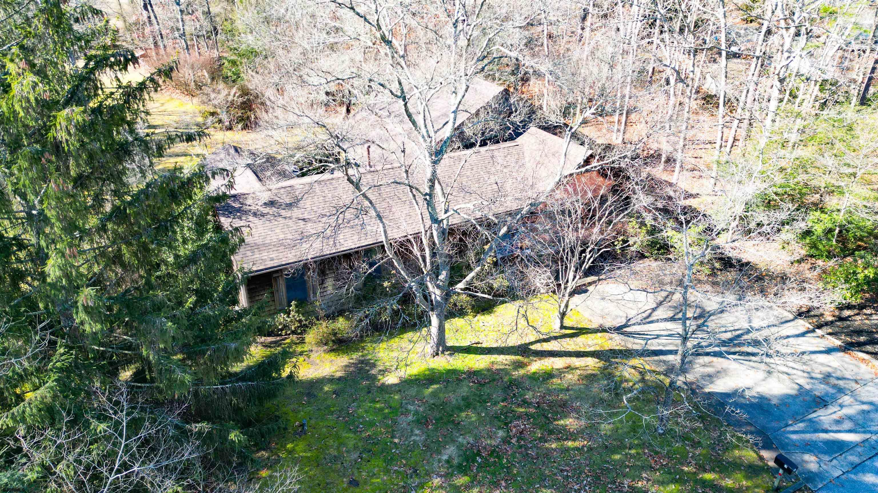 3 School House Road Egg Harbor Township, NJ 08234 - Photo 45 of 56 a view of houses with yard