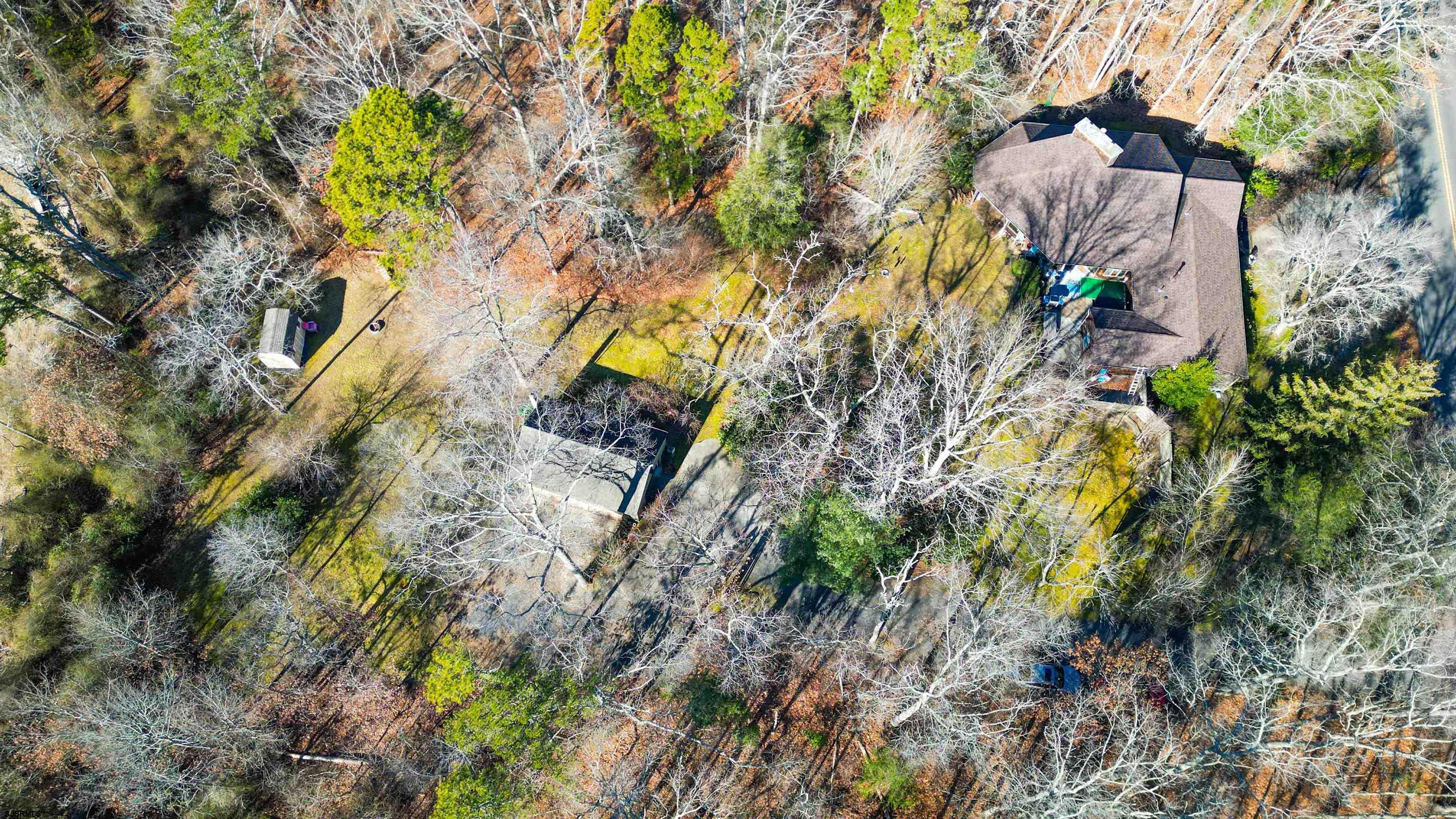 3 School House Road Egg Harbor Township, NJ 08234 - Photo 49 of 56 a backyard of a house with lots of green space