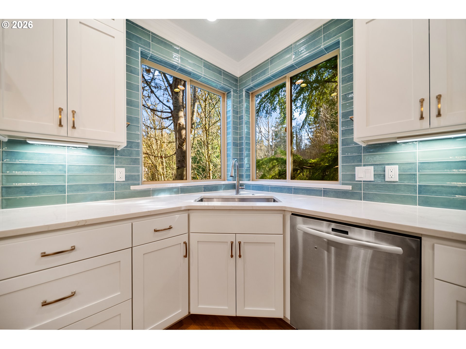 4304 Southeast Augusta Loop Gresham, OR 97080 - Photo 13 of 46