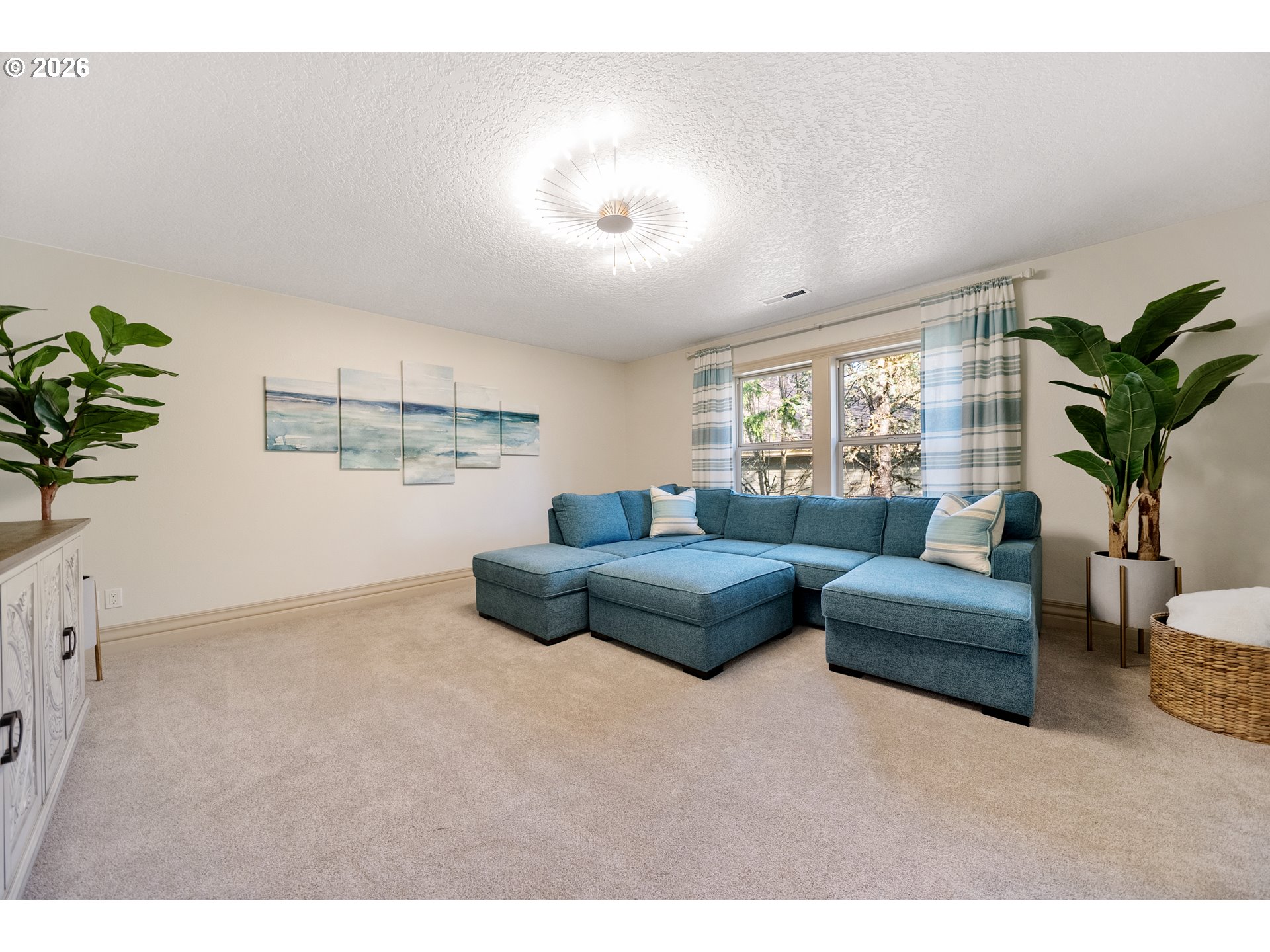 4304 Southeast Augusta Loop Gresham, OR 97080 - Photo 27 of 46 Family Room