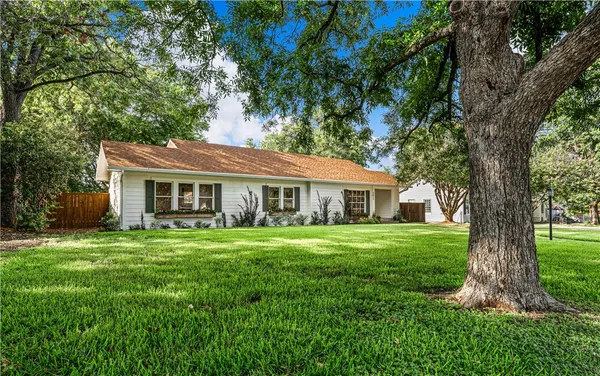 $450,000 | 2617 Pine Avenue, Waco, TX 76708
