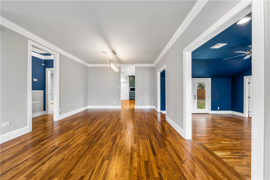 2617 Pine Avenue Waco, TX 76708 - Photo 14 of 92