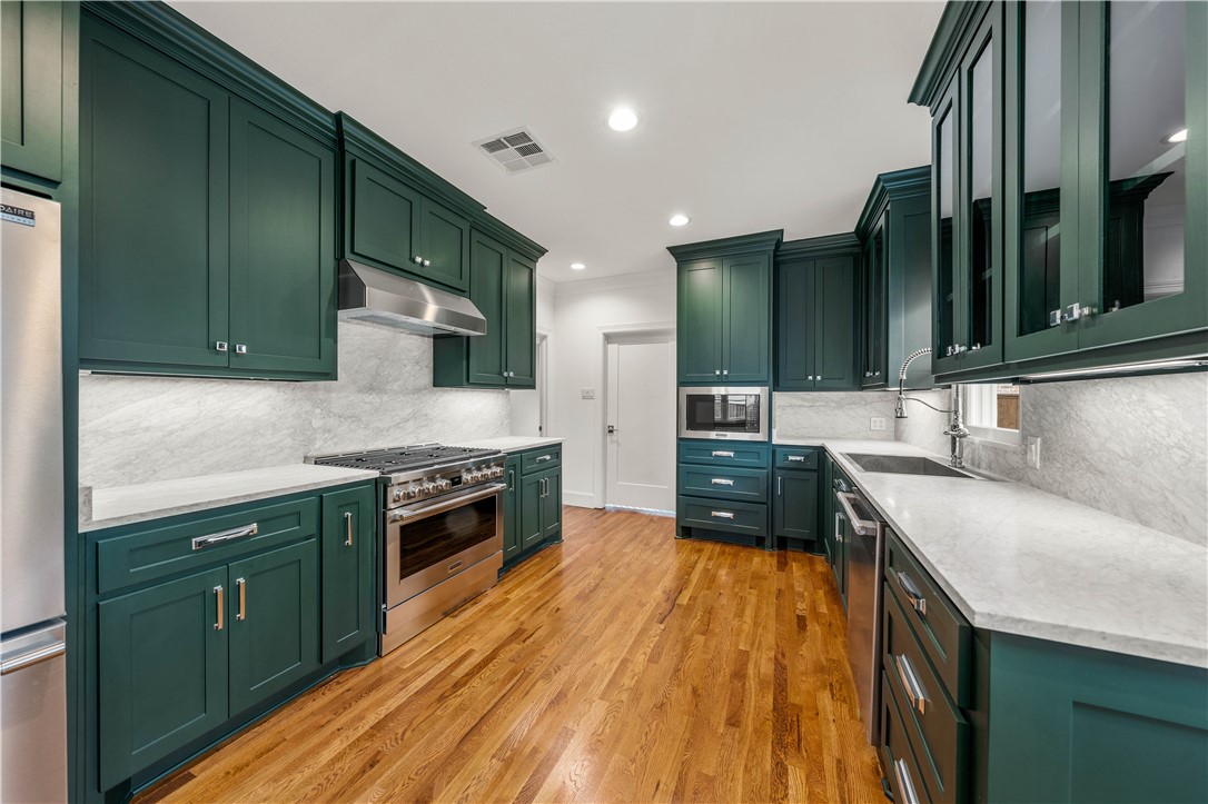 2617 Pine Avenue Waco, TX 76708 - Photo 16 of 92