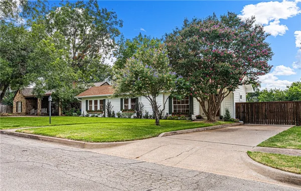 $450,000 | 2617 Pine Avenue, Waco, TX 76708