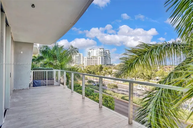 $499,000 | 6305 Indian Creek Drive, Unit 3B, Miami Beach, FL 33141