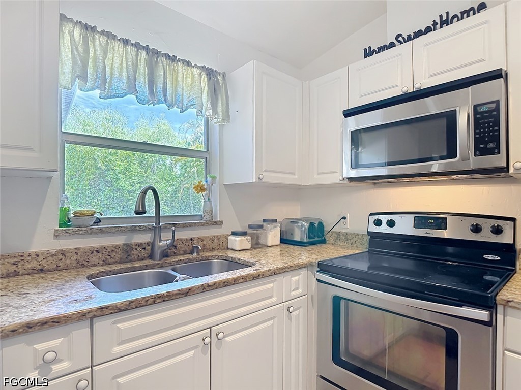 15506 Spring Line Lane Fort Myers, FL 33905 - Photo 34 of 50