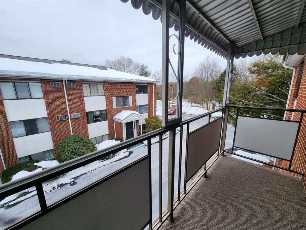 40 Colonial Drive, Unit 8 Andover, MA 01810 - Photo 6 of 12