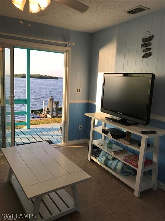 4700 Pine Island Road Matlacha, FL 33993 - Photo 10 of 19 Gallery Image 10