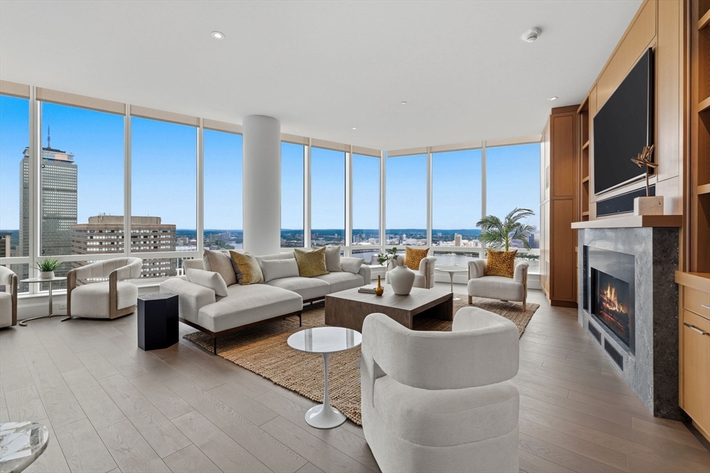 40 Trinity Place, Unit PH35B Boston, MA 02116 - Photo 4 of 40