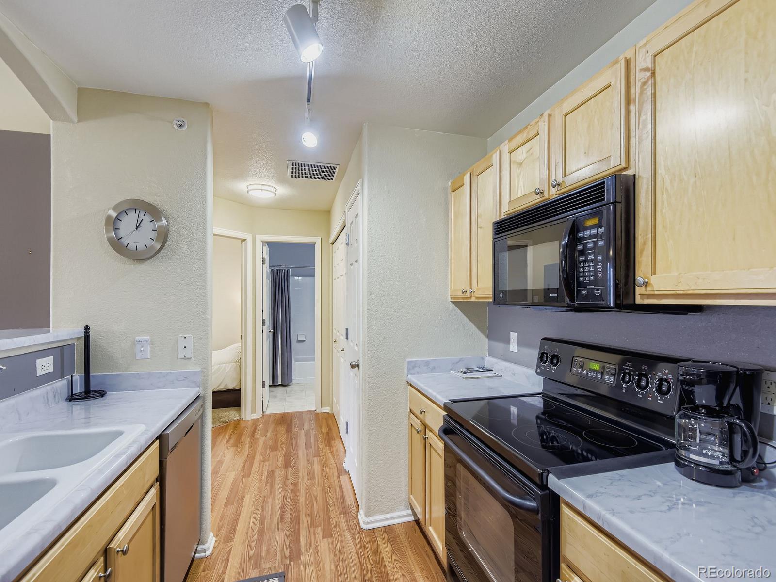 5255 Memphis Street, Unit 123 Denver, CO 80239 - Photo 11 of 39