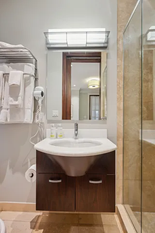 $6,000 | 70 East Walton Street, Unit 1004, Chicago, IL 60611